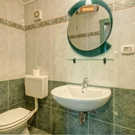 Vikendica Authentic Istrian Casa With Pool Ideal For Families With Kids Or Group Of Friends
