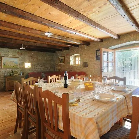 Authentic Istrian Casa With Pool Ideal For Families With Kids Or Group Of Friends *